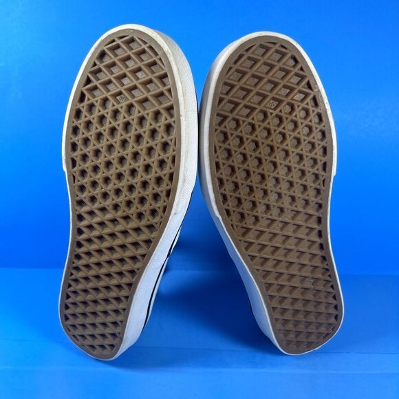 Vans // Light Green Era Lace Up Sneakers - Picture 7 of 9